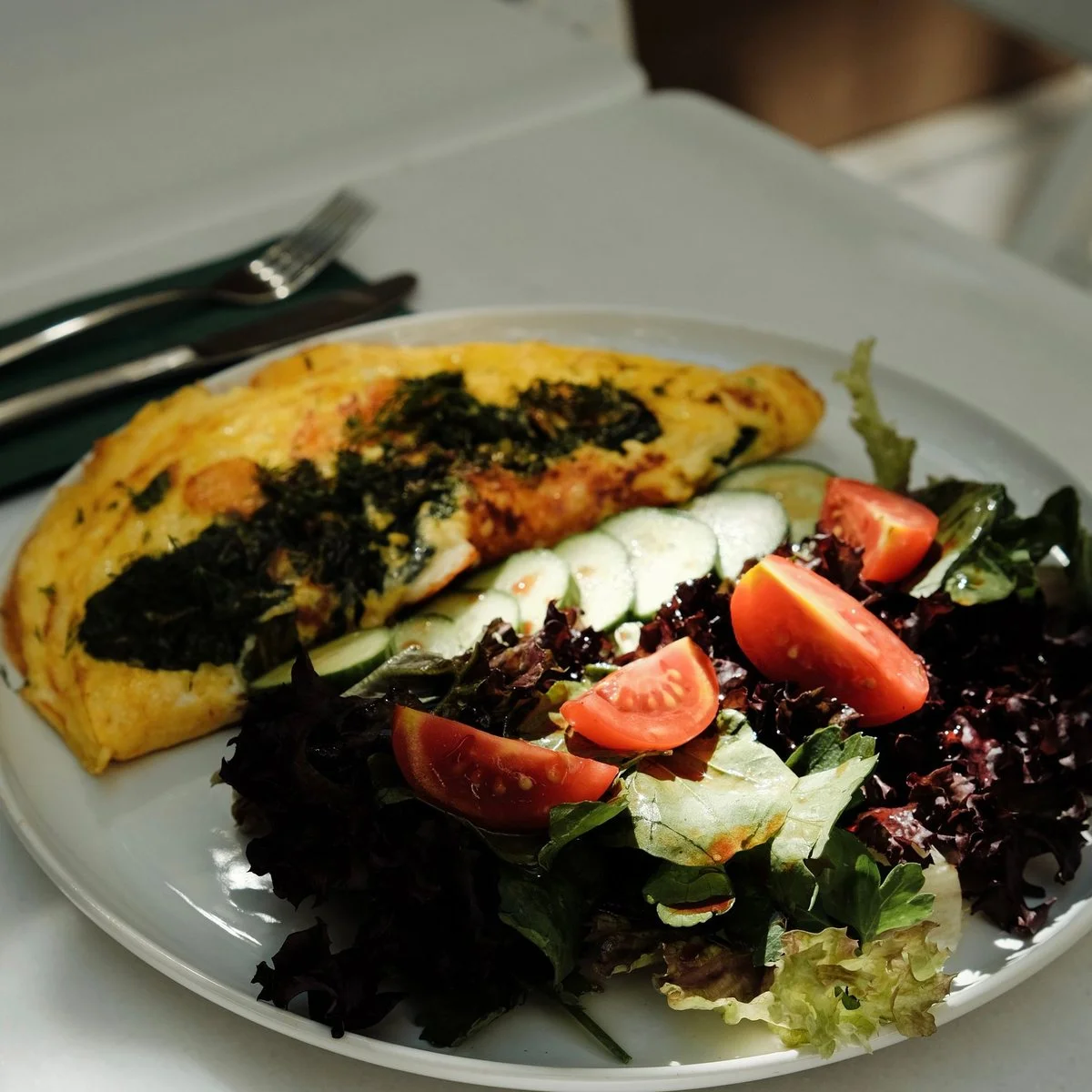 Herb omelette & salad