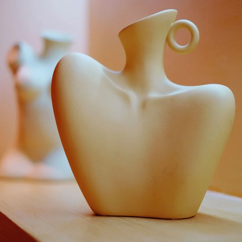 “Nafas” vase
